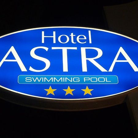 Hotel Astra Milano Marittima Eksteriør billede