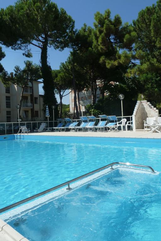 Hotel Astra Milano Marittima Eksteriør billede