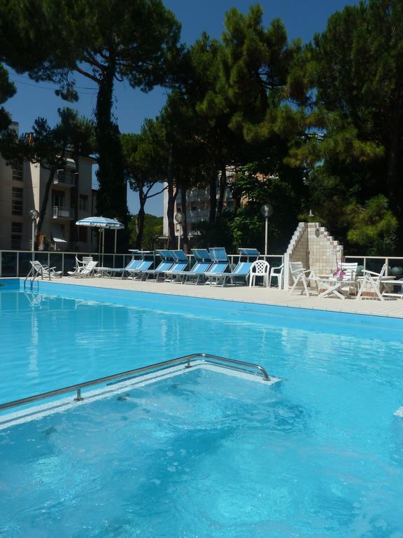 Hotel Astra Milano Marittima Eksteriør billede
